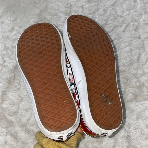 Disney Mickey Mouse vans - Picture 10 of 11